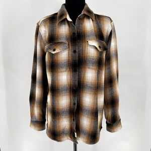 American Eagle Women's Classic Fit Thick Flannel Button Down Plaid Shirt Size M